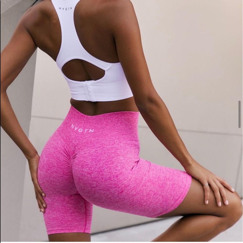 NVGTN SCRUNCH SEAMLESS SHORTS